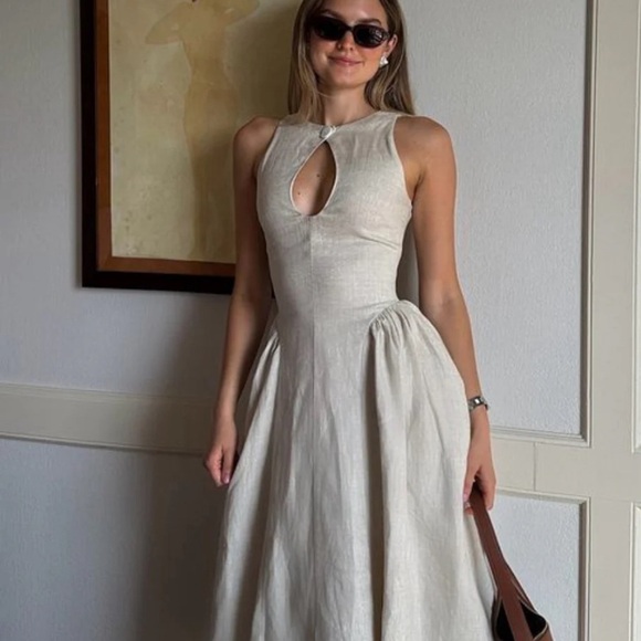 Dianara Sara Linen Midi Dress in beige/cream color size medium - Picture 4 of 5